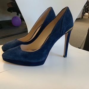 Zara navy blue suede heel